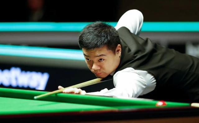 而在赛后采 而在赛后采