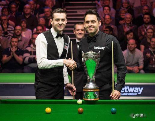 力于德国足 力于德国足