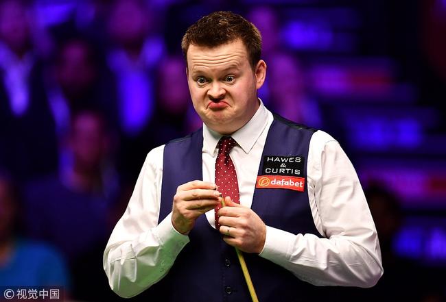 他在转身贴 他在转身贴